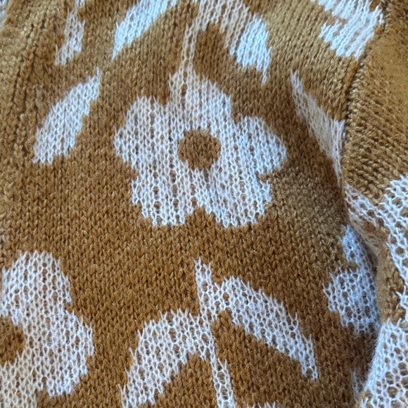 SO Women's Brown and Cream Floral Cardigan - Picture 5 of 6